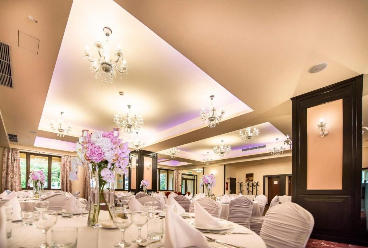 Hotel Roberts ซีบิว ภายนอก รูปภาพ